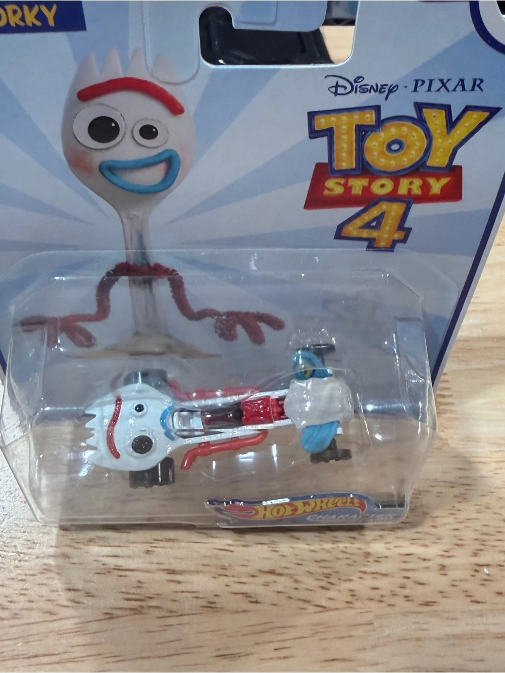 Hot Wheels Disney Pixar Toy Story 4 Forky Character Car -NEW